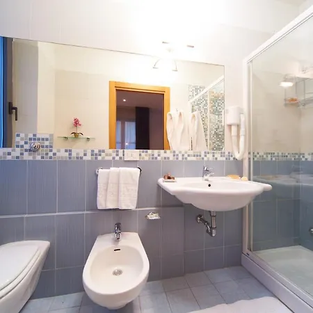 Sirio Hotel 3*